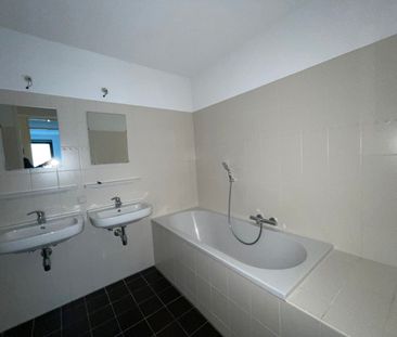 Appartement te huur: Eva Besnyöstraat 302 1087 LM Amsterdam - Foto 4