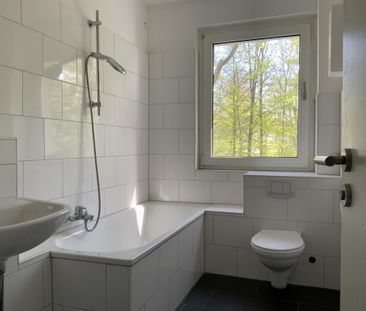 3-Zimmer-Wohnung mit Balkon in Gelsenkirchen-Hassel mieten - Photo 2