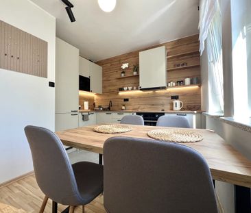 Zobacz-nowocześnie urządzona kawalerka 28 m² - Photo 6