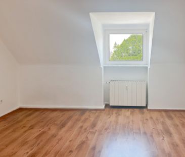 Kuschelige Dachgeschosswohnung in ruhiger Lage! - Photo 2