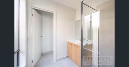 SPACIOUS CO-LIVING PROPERTY - Last Room available for $200 per week! - Photo 4