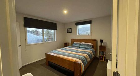 4 Bedroom Family home Winter 2026 - Photo 3