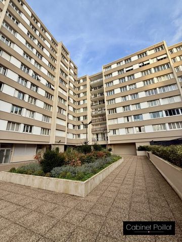 T2 Montreuil - Photo 2