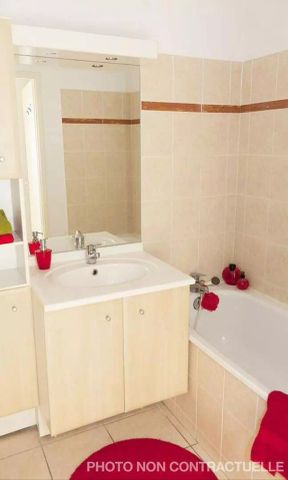 location Appartement T3 DE 69.82m² À TALENCE - Photo 3