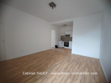 Location Appartement 2 pièces 33m² DINAN 22100 - Photo 5