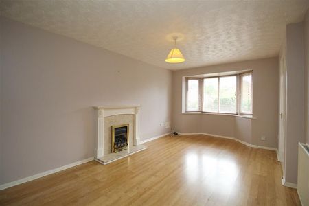 3 bedroom end of terrace house to rent - Photo 4