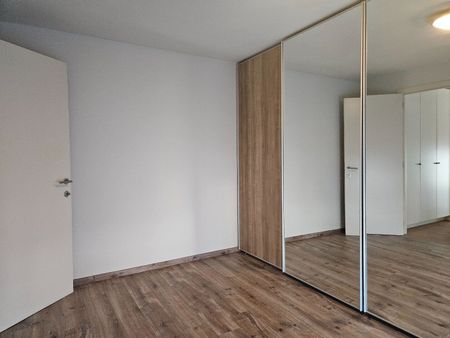 Ruim gelijkvloers appartement met 2 slaapkamers in Geel! - Foto 4