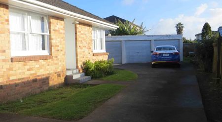 Two Bedroom Unit in Papatoetoe - Photo 5