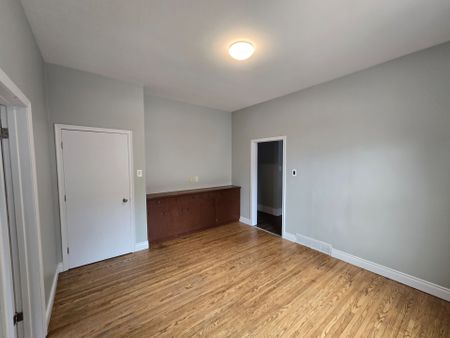 For Lease - 18 Childers Street Unit# MAIN, London East, Ontario - Photo 4