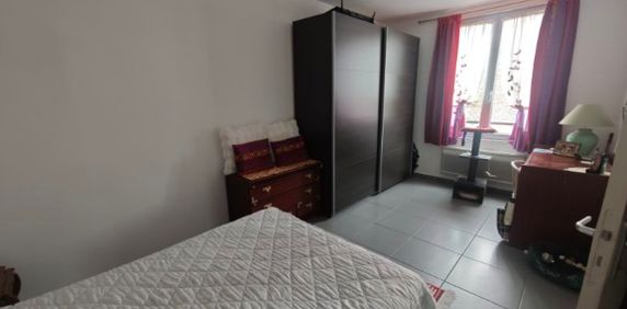 Location Appartement 2 pièces 37m² NOGENT LE ROI 28210 - Photo 2