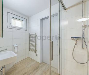 Luxurious 3.5-storey apartment with stunning lake and mountain view... - Photo 6