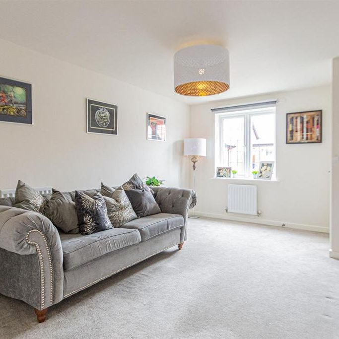 2 bedroom semi-detached house to rent - Photo 1