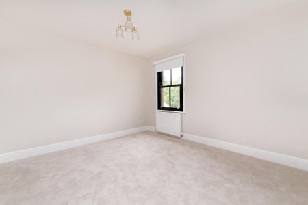 3 bedroom detached house to rent - Photo 5