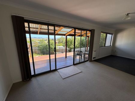 4/5 Northsun Place, Midway Point, TAS 7171 - Photo 2