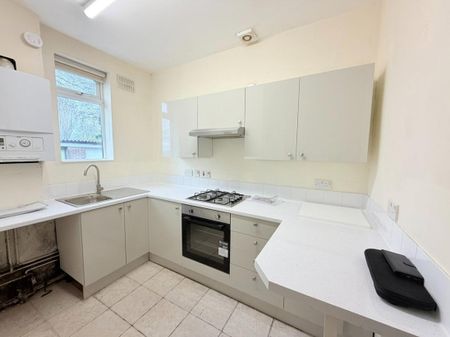 Grosvenor Road, Hyde, SK14 5AH - Photo 2