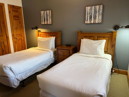 For Lease - 170 Snowbridge Way Unit# 123, Blue Mountains, Ontario - Photo 1