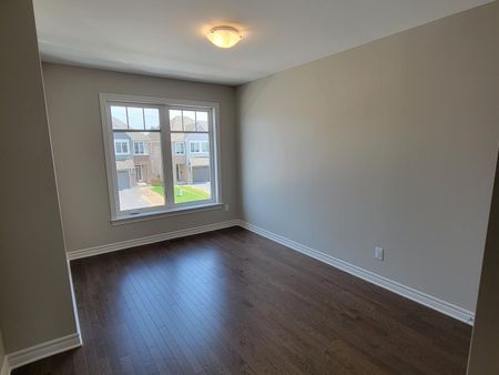 1683 Tenley Dr, Kingston, ON K7P 0S4 - Photo 5