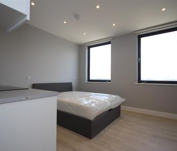 Studio to rent - Photo 3