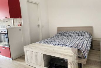 Студия возле метро Affori centro