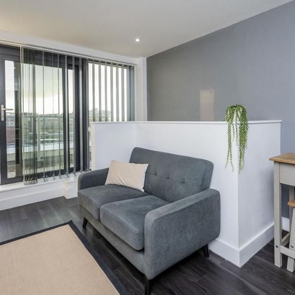 Studio to rent - Photo 1