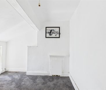 Seabank Road Wallasey, 3 bedroom, Maisonette - Upper - Photo 2