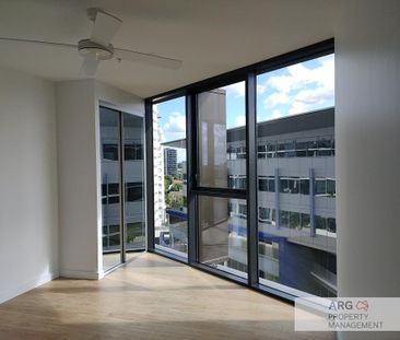 30608B/1 Cordelia Street, South Brisbane, QLD, 4101 - Photo 2