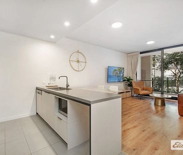 Luxury Apartment Great Location - Photo 5