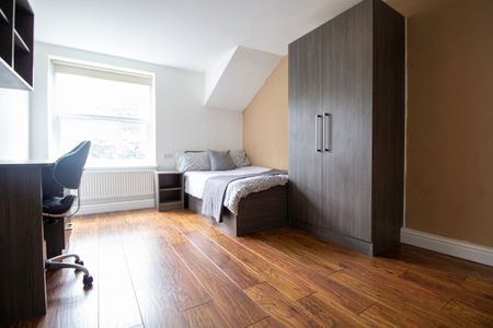 Apt 4, St John’s Terrace - Photo 4