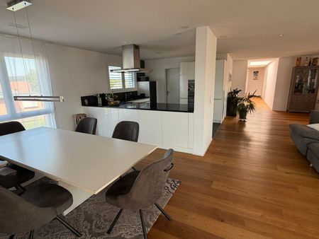 6½ ZIMMER-ATTIKAWOHNUNG IN STUDEN (BE), MÖBLIERT, TEMPORÄR - Photo 5