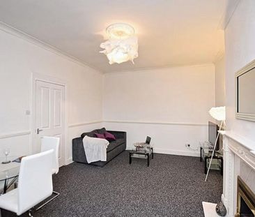 Calder Avenue - Photo 4