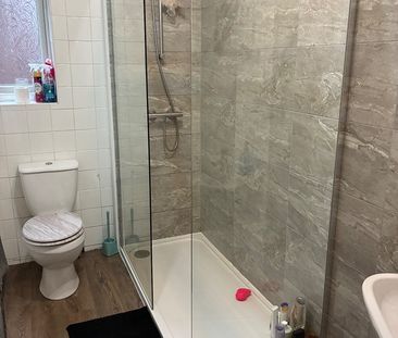 Room in a Shared House, Edenhall Avenue, M19 - Photo 2