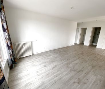 Location Appartement 4 pièces 68m² ST LO 50000 - Photo 1