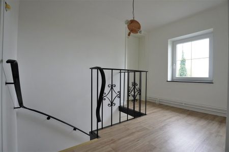 Renovierte Duplex Wohnung mit Terrasse, private Garage und Gemeinschaftsgarten, gelegen in Lontzen, Lütticherstraße 142 - Photo 5