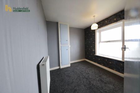 2 bedroom semi-detached house to rent - Photo 3