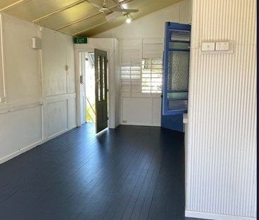 CLOSE TO THE CITY - Photo 5