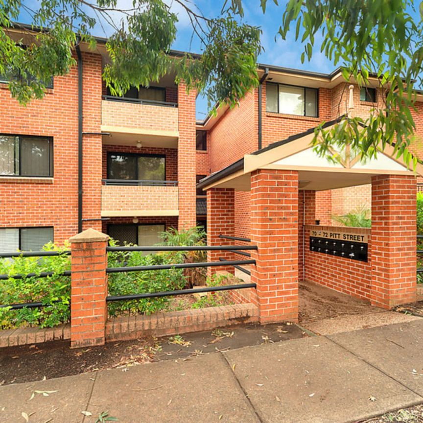 Relaxed Living with Room to Entertain - Photo 1