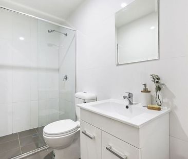 Well Positioned Apartment in Marrickville - Photo 5