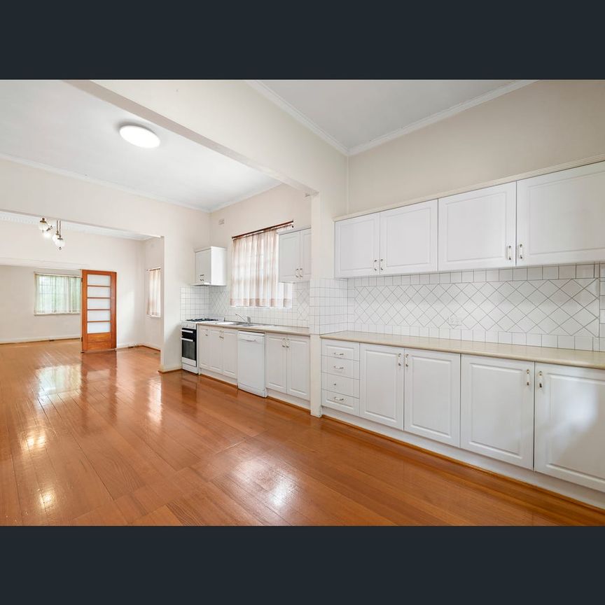 17 Fortuna Avenue, Balwyn North, Vic 3104 - Photo 1