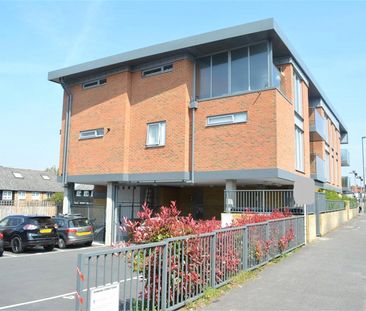 East Street, Epsom, Surrey, KT17 1EA - Photo 5
