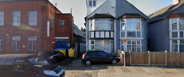 5 Bed Semi-Detached House, St. Barnabas Road, LE5 - Photo 1