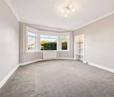 14 Crarae Avenue - Photo 3