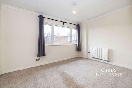 Dormans Close, Northwood, HA6 - Photo 2