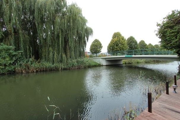 Annie M.G. Schmidtweg 207, Literatuurwijk Zuid, 1321LG, Almere - Foto 1