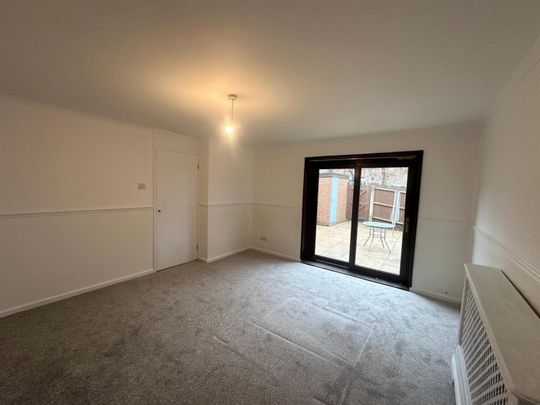 3 bedroom House To Let - Photo 1