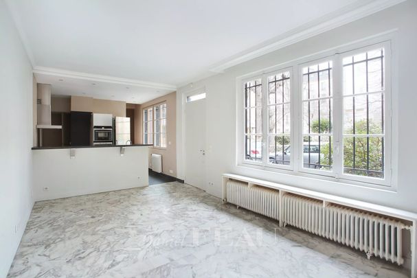 Location maison de ville, Paris 14ème (75014), 7 pièces, 136.64 m², ref 85465928 - Photo 1