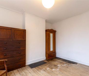 4 bedroom terraced house to rent - Photo 5