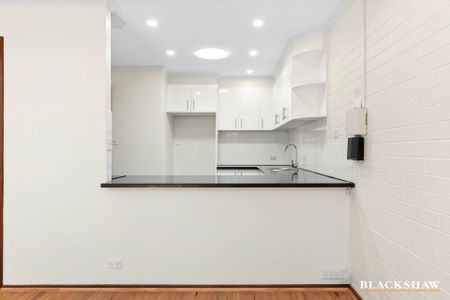 13/5 Lane-Poole Place, Yarralumla ACT 2600 - House For Rent | Domain - Photo 5