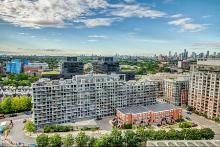 Vibe at Liberty Village Lofts , #1808 - Photo 4