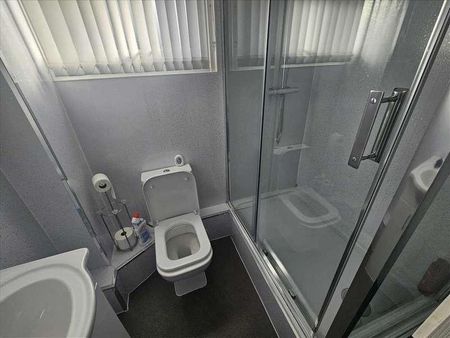 Rudgate, Prescot, Whiston, L35 - Photo 5