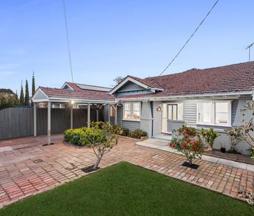 17 Mavho St, Bentleigh VIC 3204 - House For Rent | Domain - Photo 6